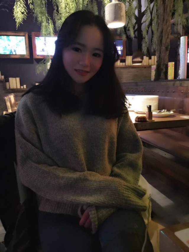 单亲妈妈李丹